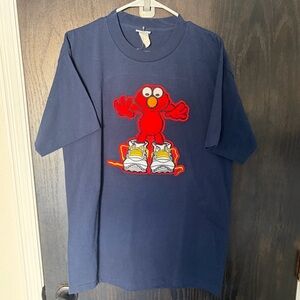 Blitzz Intl Vintage 90s Elmo Tee